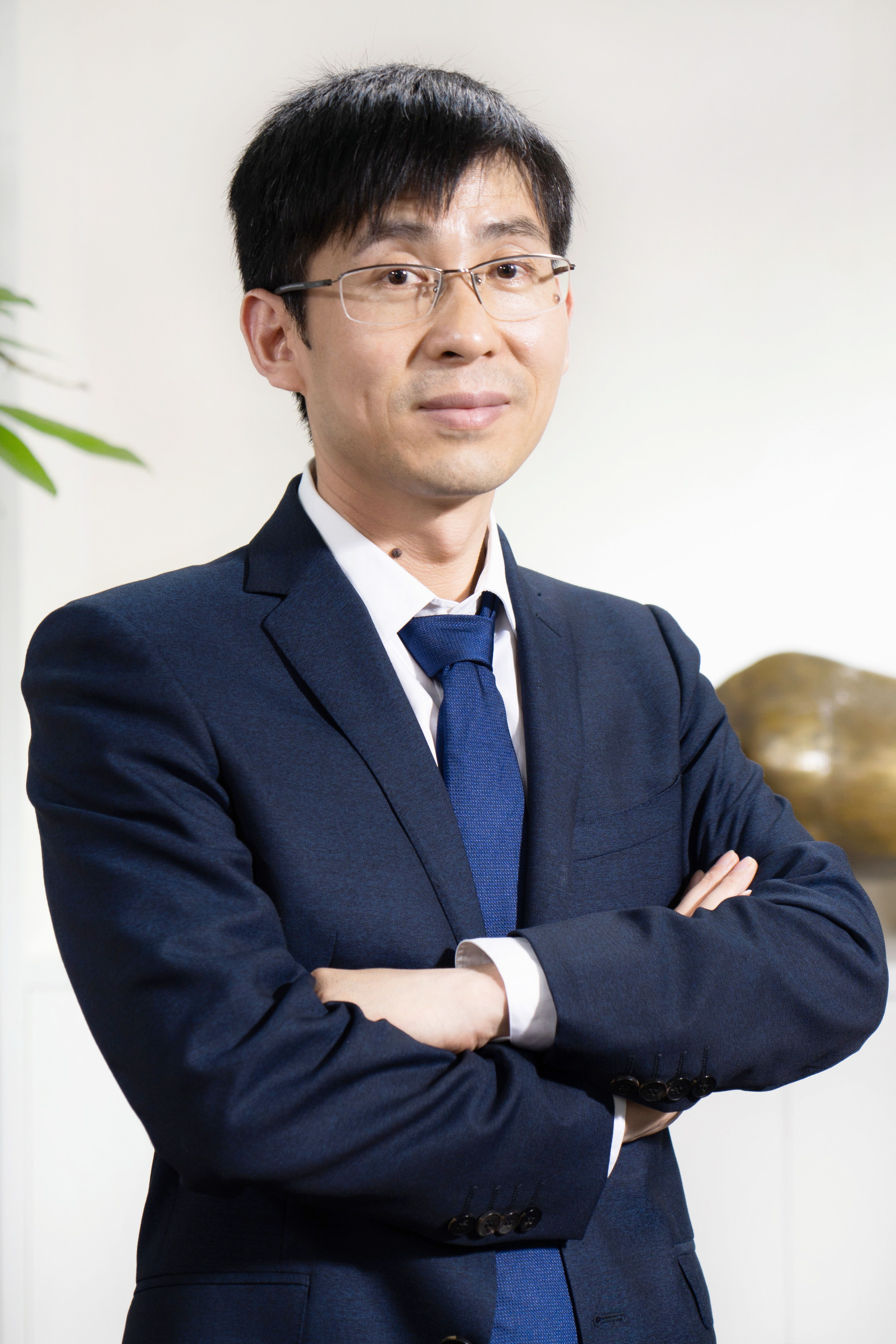 香港10组三中三论坛